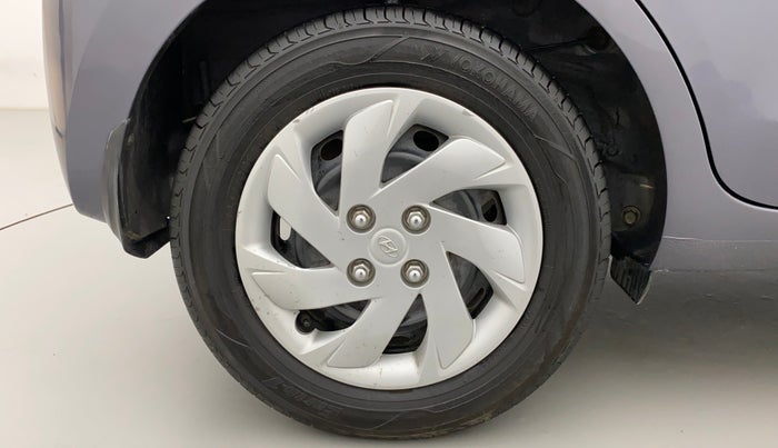 2019 Hyundai NEW SANTRO SPORTZ CNG, CNG, Manual, 52,625 km, Right Rear Wheel