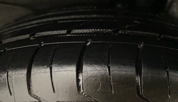 2019 Hyundai NEW SANTRO SPORTZ CNG, CNG, Manual, 52,625 km, Left Rear Tyre Tread