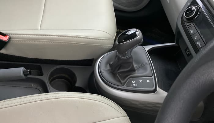 2022 Hyundai GRAND I10 NIOS SPORTZ AMT 1.2 KAPPA VTVT, Petrol, Automatic, 9,176 km, Gear Lever