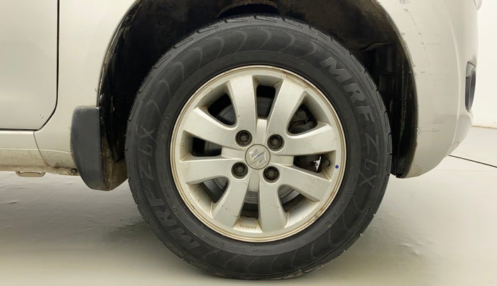 2011 Maruti Ritz ZXI, Petrol, Manual, 98,511 km, Right Front Wheel
