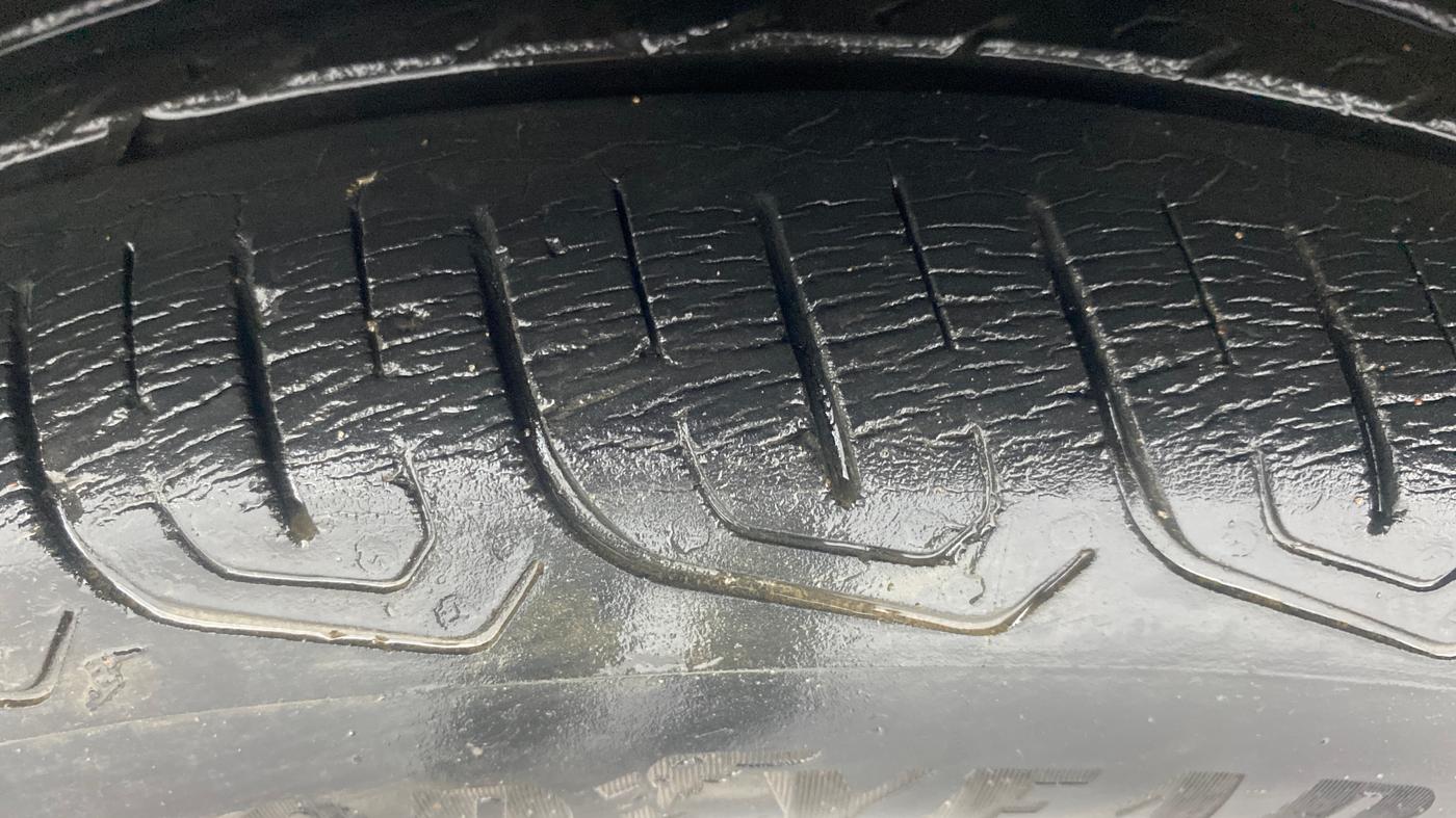 2020 Tata Tiago XT RHYTHM PETROL, Petrol, Manual, 34,578 km, Left Front Tyre Tread