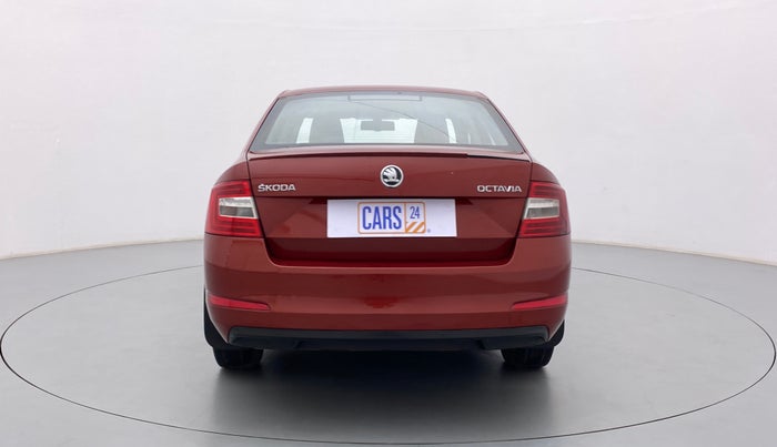 2014 Skoda Octavia ELEGANCE 1.8 TSI AT, Petrol, Automatic, 82,464 km, Back/Rear