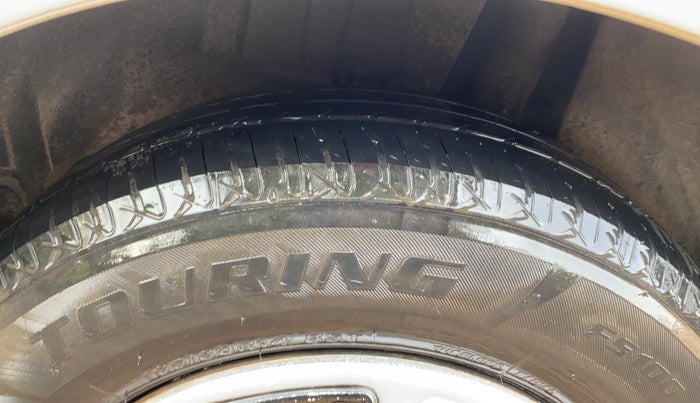 2019 Maruti Dzire VXI, CNG, Manual, 73,834 km, Left Rear Tyre Tread