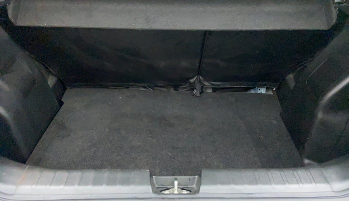 2020 Maruti Baleno ZETA 1.2 K12, Petrol, Manual, 13,453 km, Boot Inside View