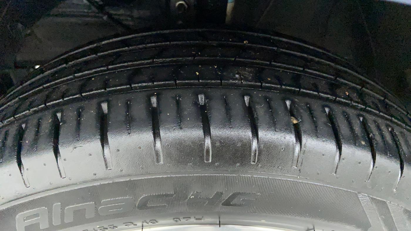 2020 Maruti Baleno ZETA 1.2 K12, Petrol, Manual, 13,453 km, Left Front Tyre Tread
