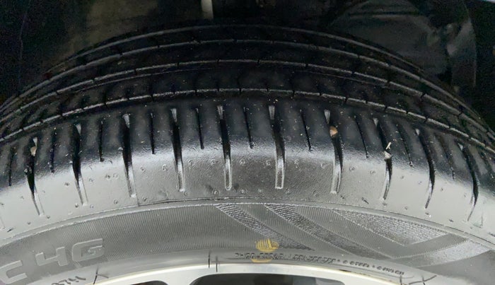 2020 Maruti Baleno ZETA 1.2 K12, Petrol, Manual, 13,453 km, Right Front Tyre Tread