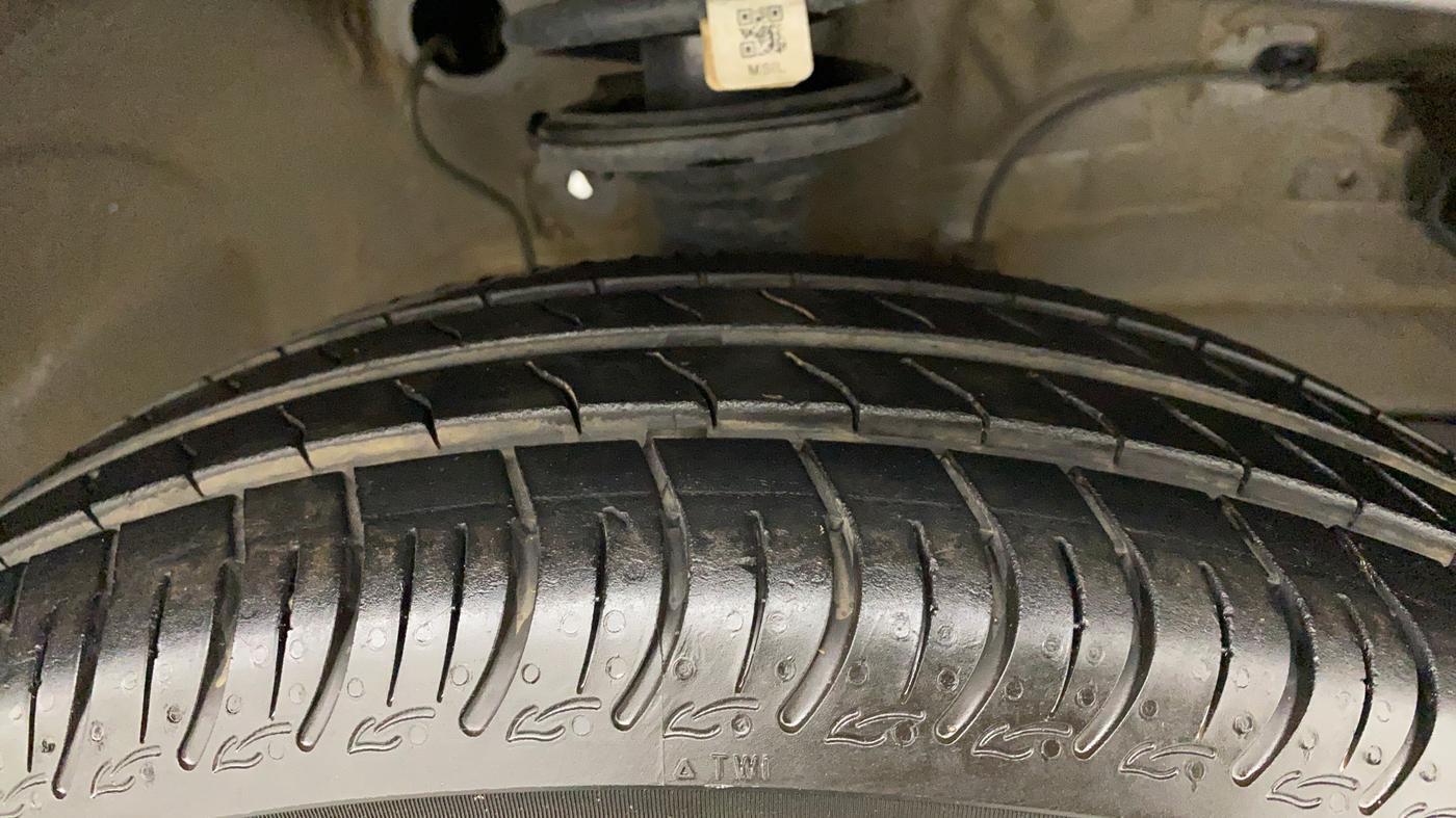 2020 Maruti S PRESSO VXI PLUS AGS, Petrol, Automatic, 1,709 km, Right Front Tyre Tread