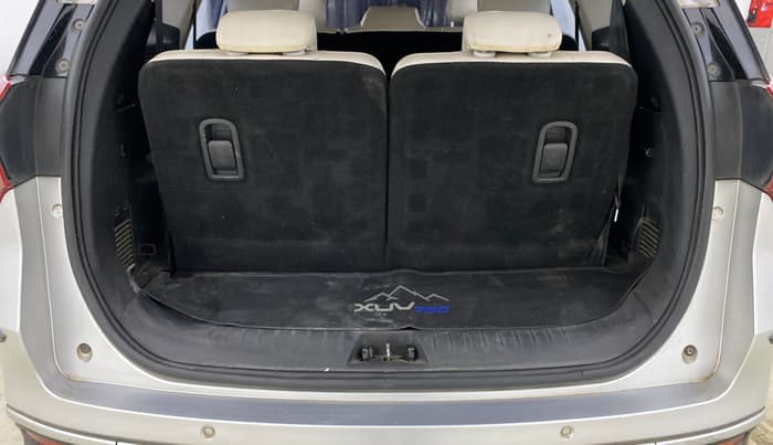2022 Mahindra XUV700 AX 7 D MT 7 STR, Diesel, Manual, 1,42,388 km, Boot Inside