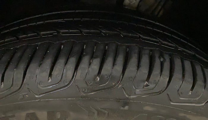 2022 Skoda SLAVIA STYLE 1.5L TSI MT, Petrol, Manual, 17,788 km, Left Front Tyre Tread