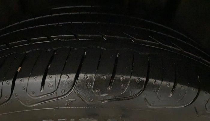 2022 Skoda SLAVIA STYLE 1.5L TSI MT, Petrol, Manual, 17,788 km, Left Rear Tyre Tread