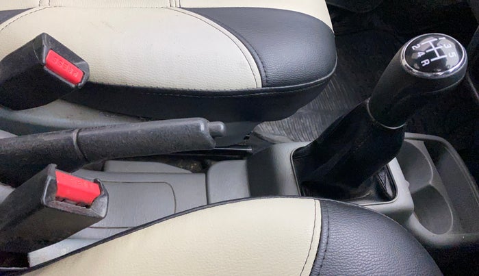 2014 Maruti Alto K10 VXI, Petrol, Manual, 99,878 km, Gear Lever