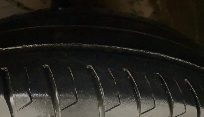 2021 Maruti Dzire VXI, Petrol, Manual, 29,292 km, Left Front Tyre Tread