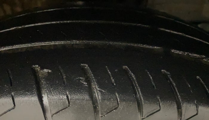 2021 Maruti Dzire VXI, Petrol, Manual, 29,292 km, Right Front Tyre Tread
