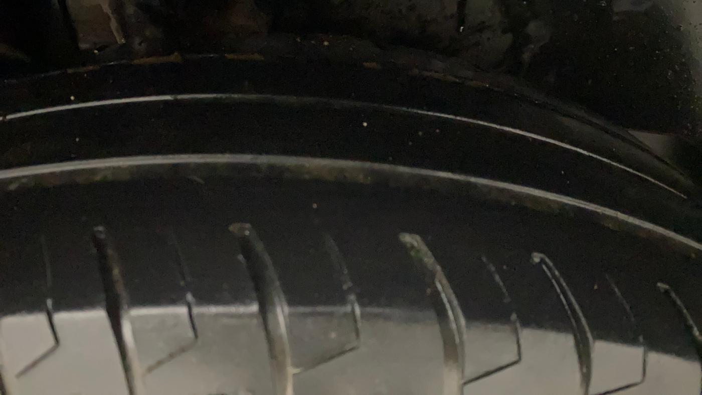 2021 Maruti Dzire VXI, Petrol, Manual, 29,292 km, Right Rear Tyre Tread