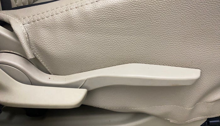 2021 Maruti Dzire VXI, Petrol, Manual, 29,292 km, Driver Side Adjustment Panel