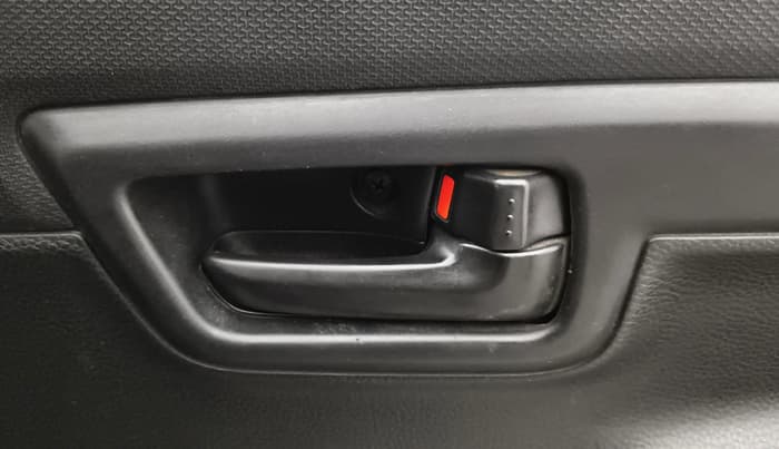 2019 Maruti S PRESSO VXI, Petrol, Manual, 44,907 km, Driver Side Door Panels Control