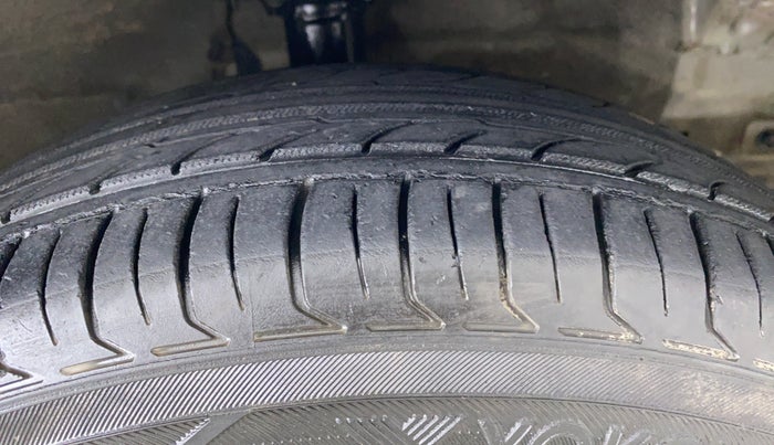 2015 Hyundai Grand i10 ASTA AT 1.2 KAPPA VTVT, Petrol, Automatic, 75,561 km, Right Front Tyre Tread