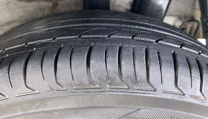 2015 Hyundai Grand i10 ASTA AT 1.2 KAPPA VTVT, Petrol, Automatic, 75,561 km, Left Rear Tyre Tread