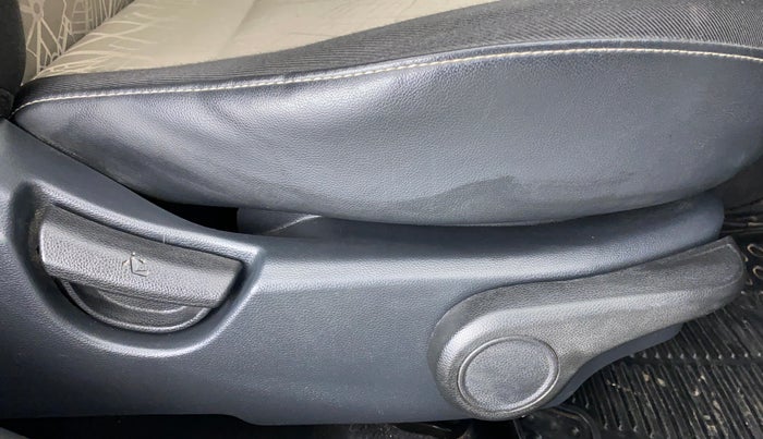 2015 Hyundai Grand i10 ASTA AT 1.2 KAPPA VTVT, Petrol, Automatic, 75,561 km, Driver Side Adjustment Panel