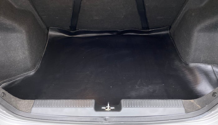 2020 Maruti Dzire VXI, Petrol, Manual, 20,057 km, Boot Inside