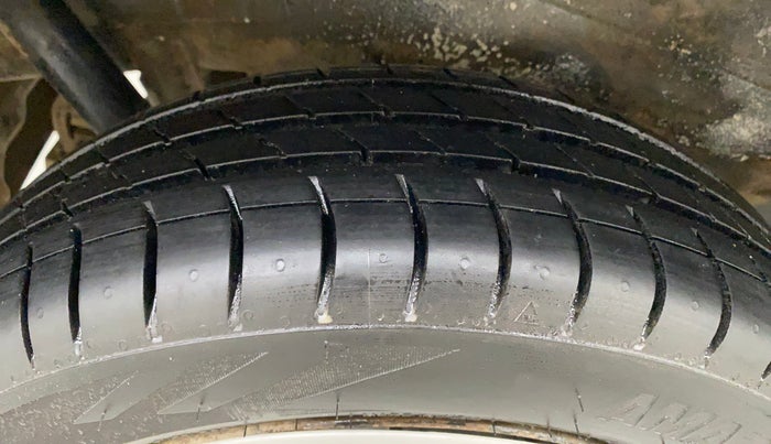 2018 Maruti Wagon R 1.0 VXI, Petrol, Manual, 33,443 km, Right Rear Tyre Tread