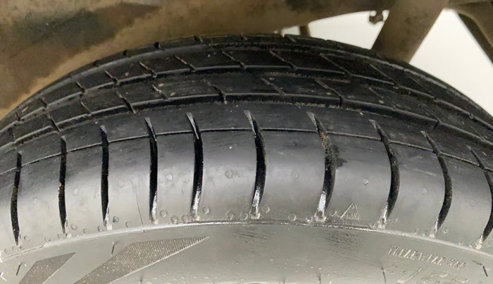 2018 Maruti Wagon R 1.0 VXI, Petrol, Manual, 33,443 km, Left Rear Tyre Tread