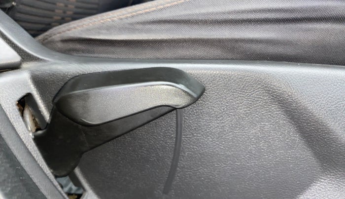 2019 Ford FREESTYLE TITANIUM 1.5 DIESEL, Diesel, Manual, 1,34,993 km, Driver Side Adjustment Panel