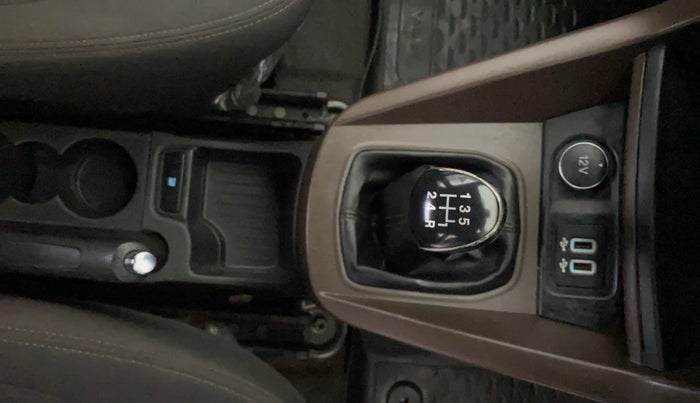 2019 Ford FREESTYLE TITANIUM 1.5 DIESEL, Diesel, Manual, 1,34,993 km, Gear Lever