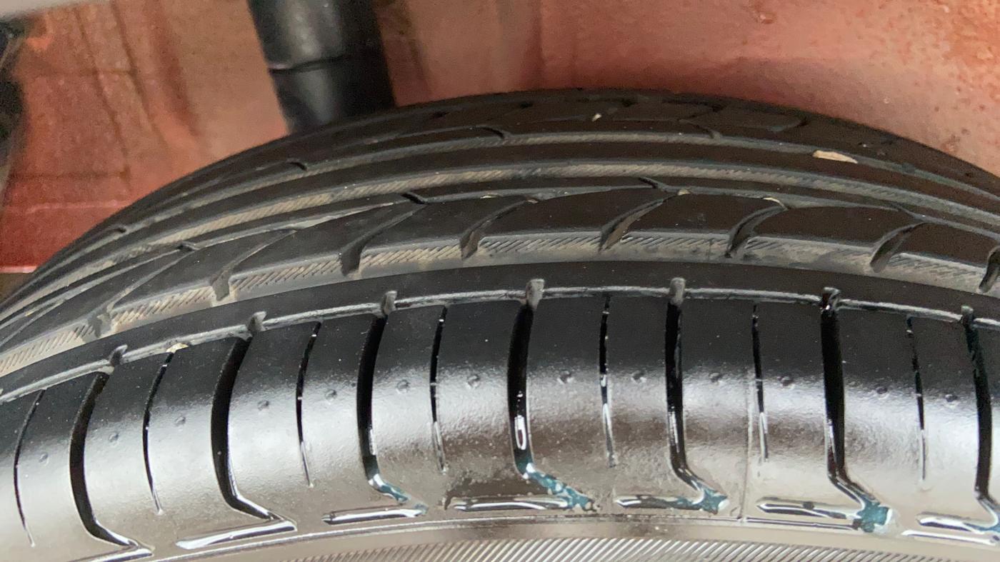2017 Maruti IGNIS ZETA 1.2 AMT, Petrol, Automatic, 1,16,582 km, Right Rear Tyre Tread
