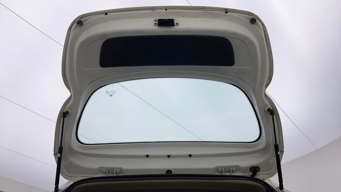2016 Hyundai Eon ERA +, Petrol, Manual, 96,417 km, Boot Door Open