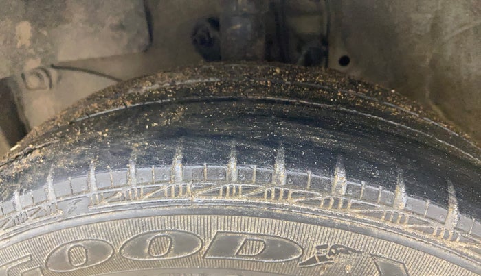 2015 Honda Amaze 1.2L I-VTEC VX, Petrol, Manual, 50,274 km, Left Front Tyre Tread