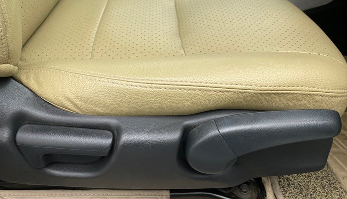 2018 Honda City 1.5L I-VTEC V MT, Petrol, Manual, 54,938 km, Driver Side Adjustment Panel