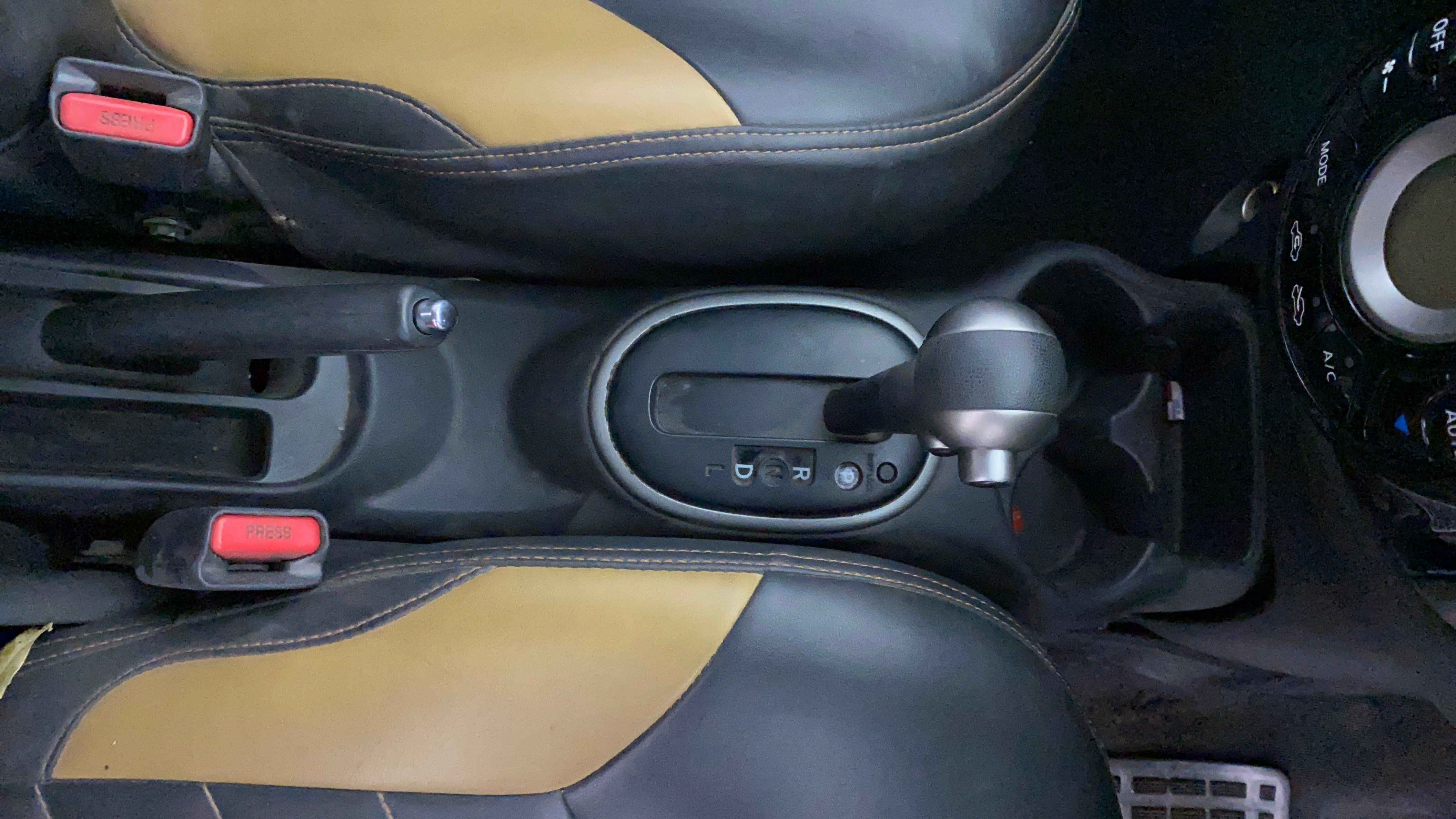 camera-Gear-Lever