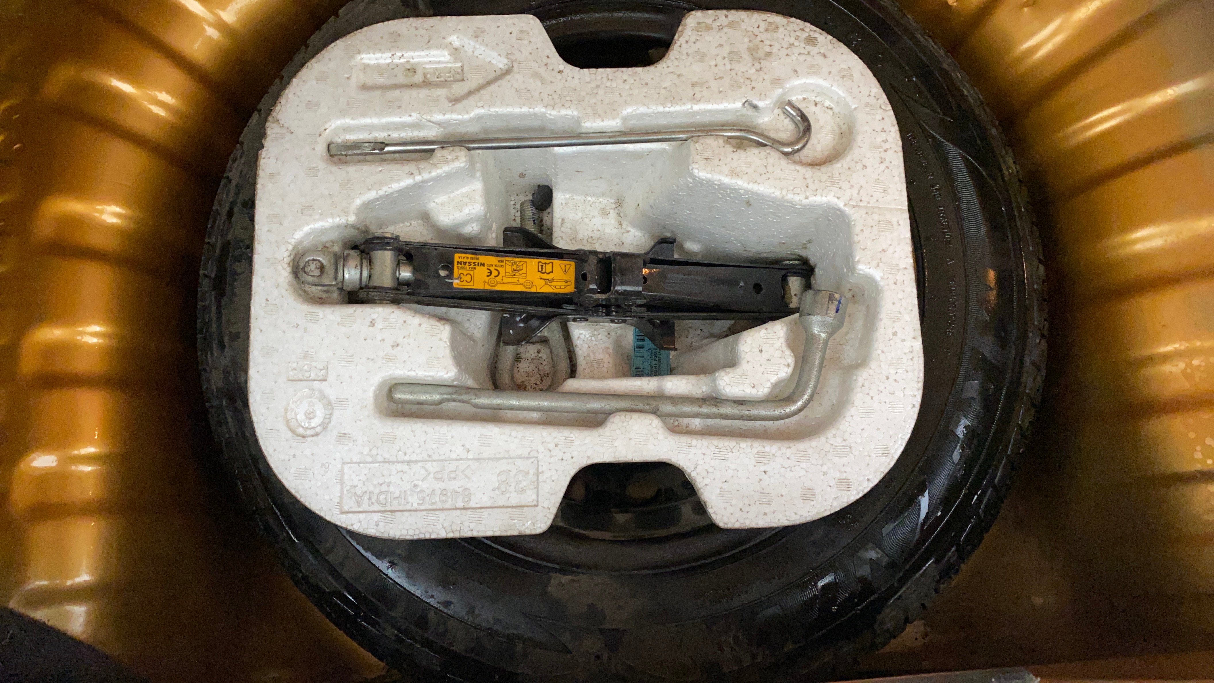 camera-Spare-Tyre