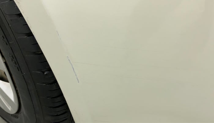 2011 Maruti Swift LXI, Petrol, Manual, 51,109 km, Front bumper - Minor scratches