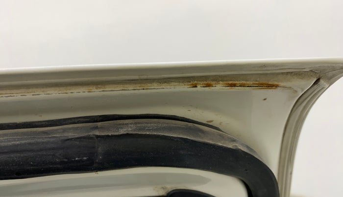 2011 Maruti Swift LXI, Petrol, Manual, 51,109 km, Right rear door - Slightly rusted