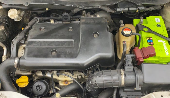 2014 Maruti Swift ZDI, Diesel, Manual, 1,23,430 km, Open Bonet