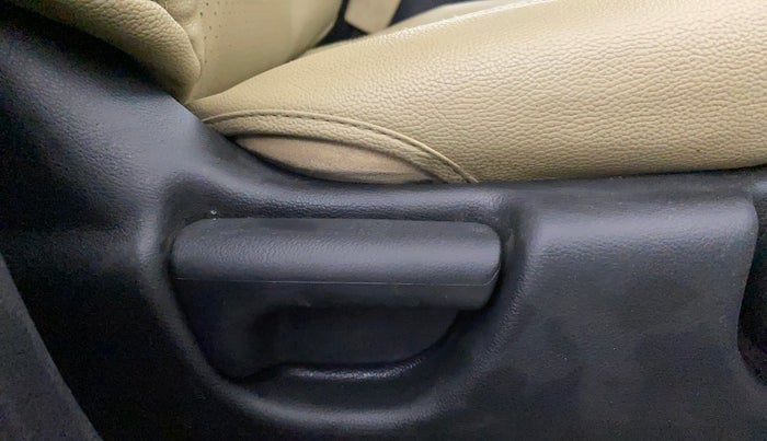 2014 Honda City 1.5L I-VTEC V MT, Petrol, Manual, 75,024 km, Driver Side Adjustment Panel
