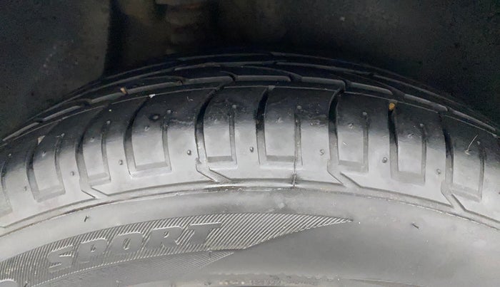 2018 Hyundai Creta SX AT 1.6 PETROL, Petrol, Automatic, 71,770 km, Right Rear Tyre Tread