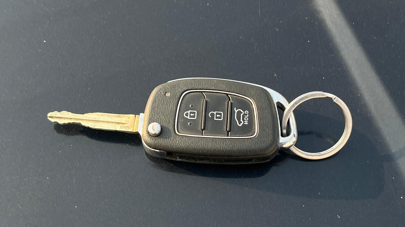 2021 Hyundai NEW I20 SPORTZ 1.2 MT, Petrol, Manual, 52,911 km, Key Close Up