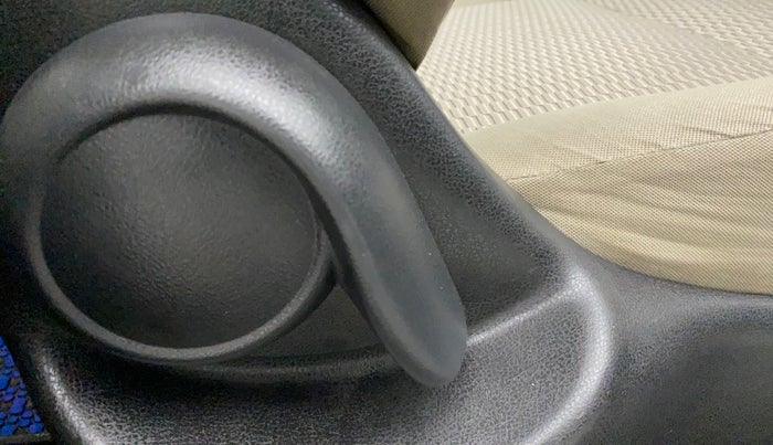 2014 Nissan Micra Active XV, Petrol, Manual, 70,252 km, Driver Side Adjustment Panel