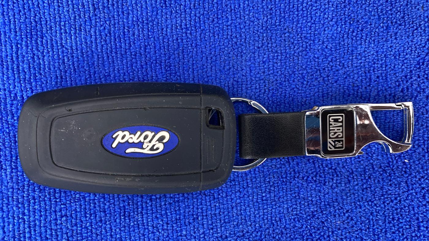 2019 Ford New Figo 1.2 TITANIUM BLU, Petrol, Manual, 38,943 km, Key Close Up