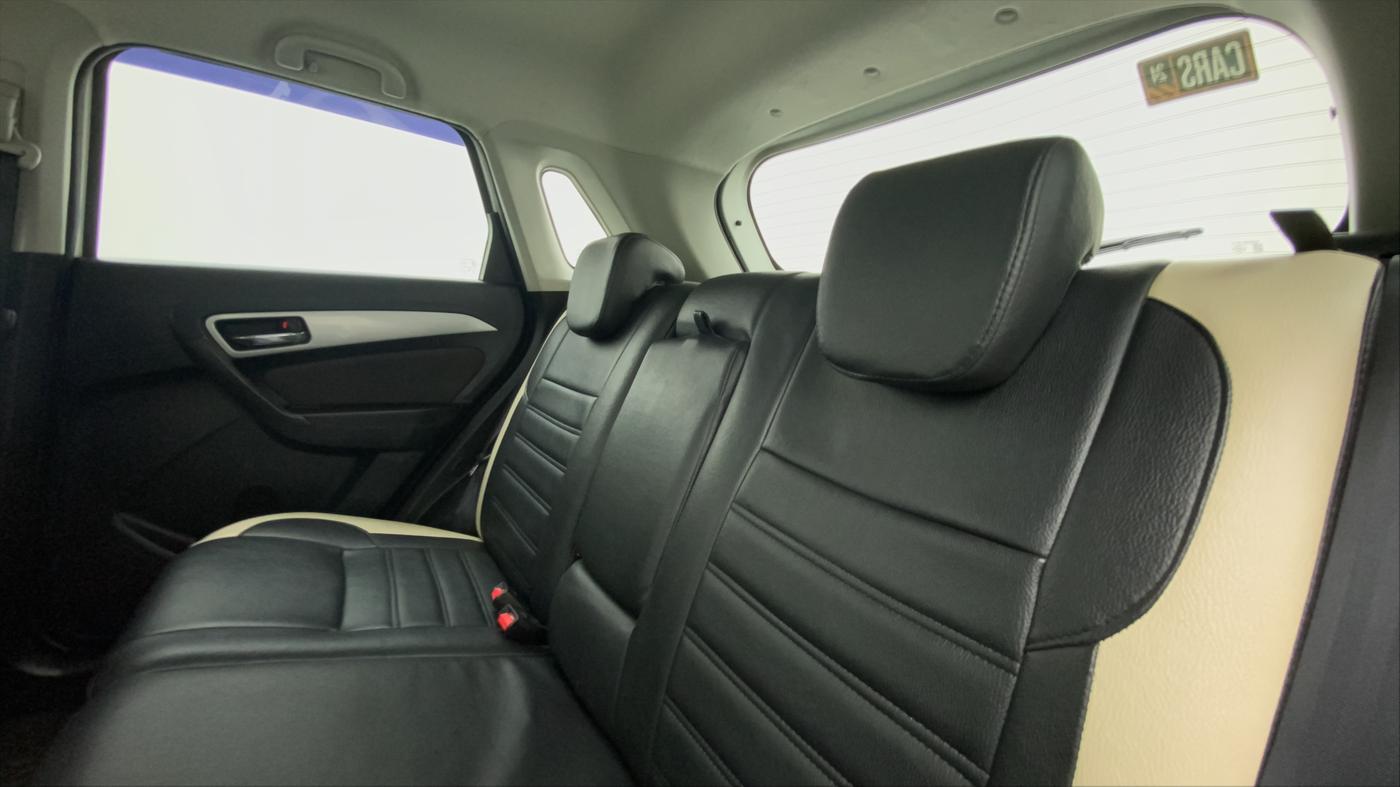2021 Toyota URBAN CRUISER PREMIUM GRADE AT, Petrol, Automatic, 23,269 km, Right Side Rear Door Cabin