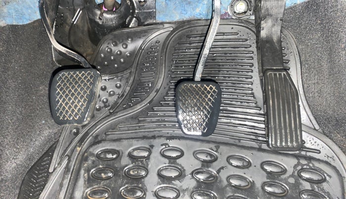 2017 Honda Jazz 1.2L I-VTEC V, Petrol, Manual, 91,101 km, Pedals