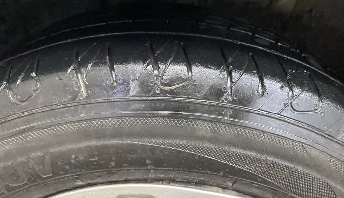 2021 KIA SONET HTX 1.0 IMT, Petrol, Manual, 91,834 km, Left Front Tyre Tread