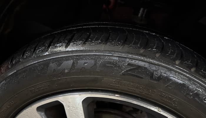 2021 Tata ALTROZ XZ PETROL, Petrol, Manual, 48,202 km, Right Front Tyre Tread