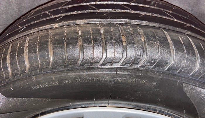 2023 Skoda SLAVIA ACTIVE 1.0L TSI MT, Petrol, Manual, 31,188 km, Right Rear Tyre Tread