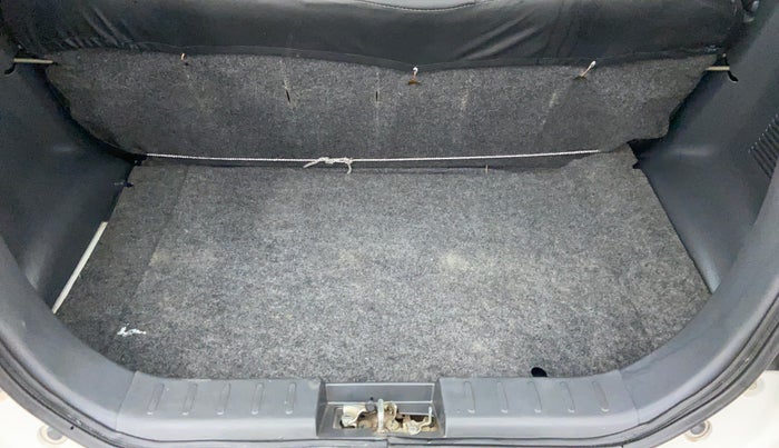2016 Maruti Alto 800 LXI, Petrol, Manual, 50,948 km, Boot Inside