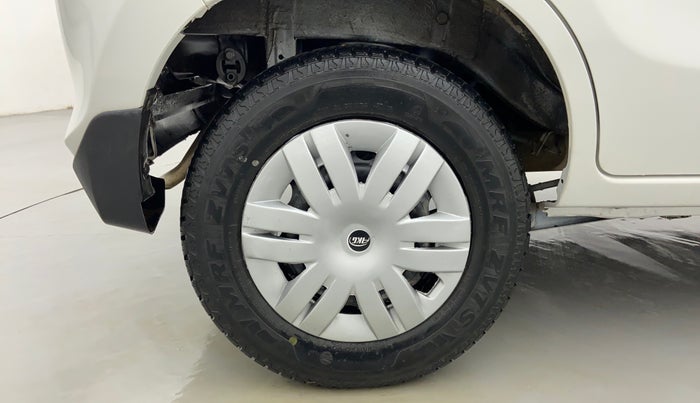 2016 Maruti Alto 800 LXI, Petrol, Manual, 50,948 km, Right Rear Wheel