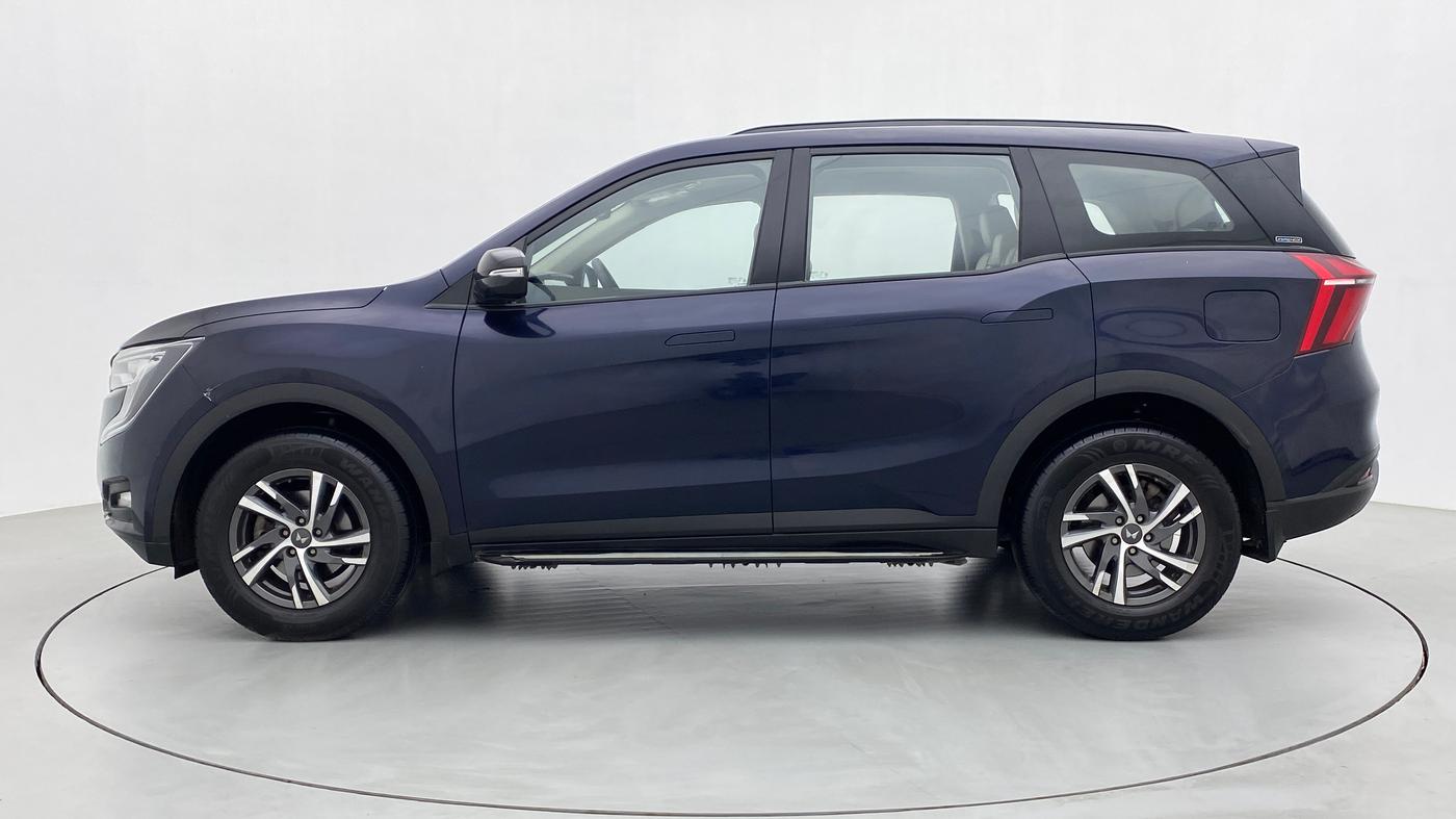 2022 Mahindra XUV700 AX 5 P MT 7 STR, Petrol, Manual, 9,719 km, Left Side